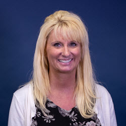 Lori Piowlski