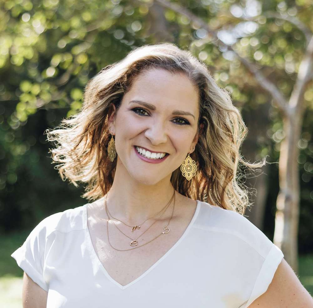 Dr. Aurélia Bickler headshot