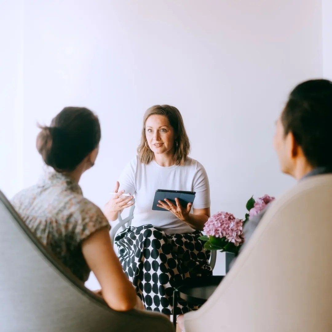 3 people in couples therapy session